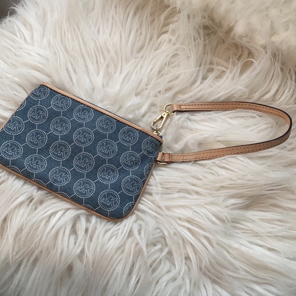 Michael Kors Small Wristlet - Picture 2 of 4